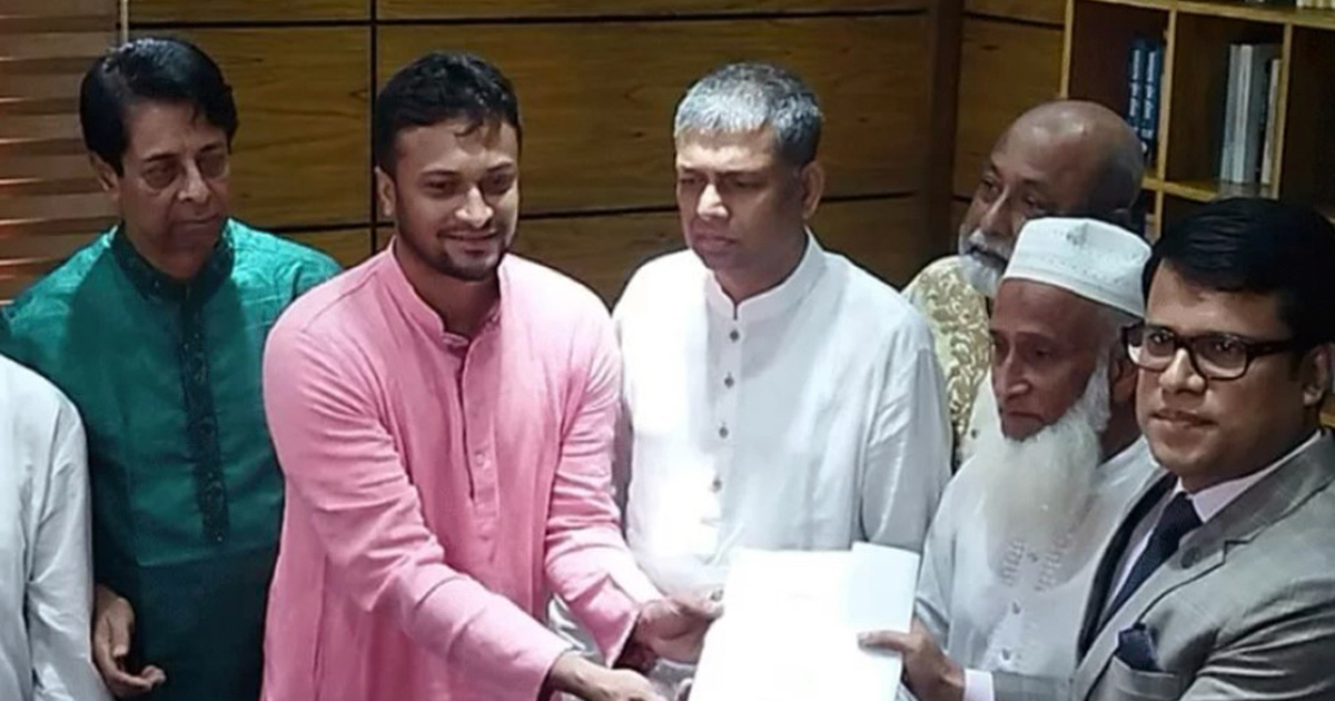 Shakib submitted nomination papers for Magura-1 seat