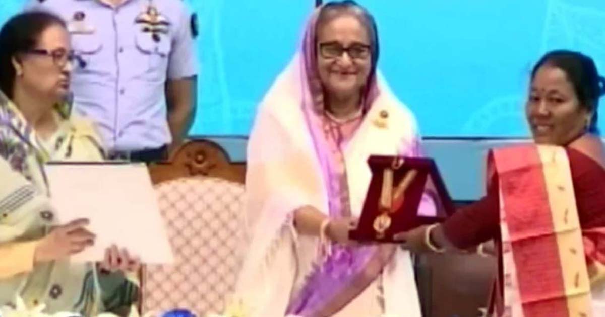 The Prime Minister presented the Rokeya Medal to 5 women