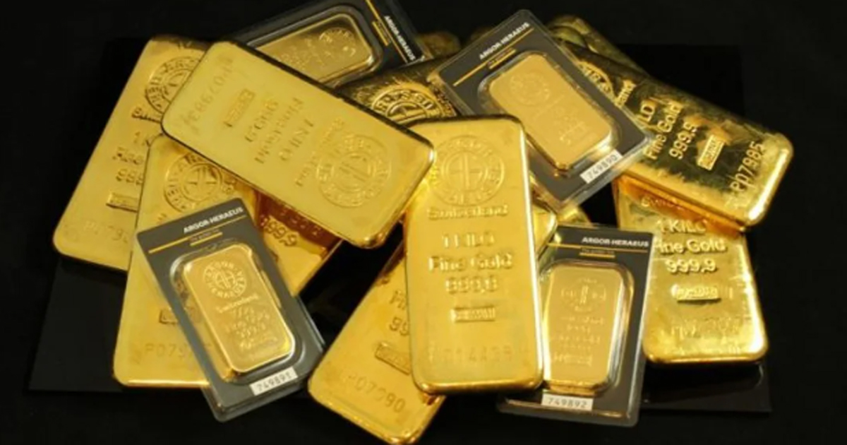 Gold prices hit record highs